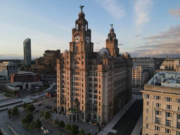 liver building in liverpool